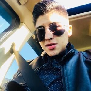 Meet your Posher, Antonio